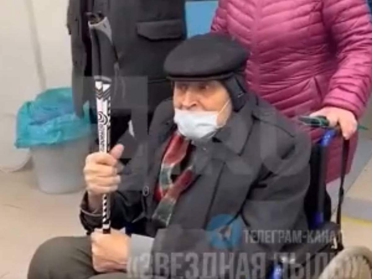 «Прекрасно себя чувствую»: Николай Дроздов дал интервью на инвалидной коляске