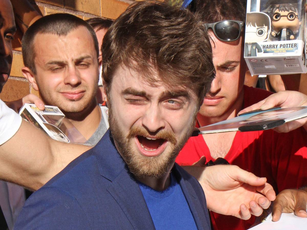 Дэниел Рэдклифф «А я играю на гармошке»: Дэниел Рэдклифф получил роль из-за желания освоить аккордеон