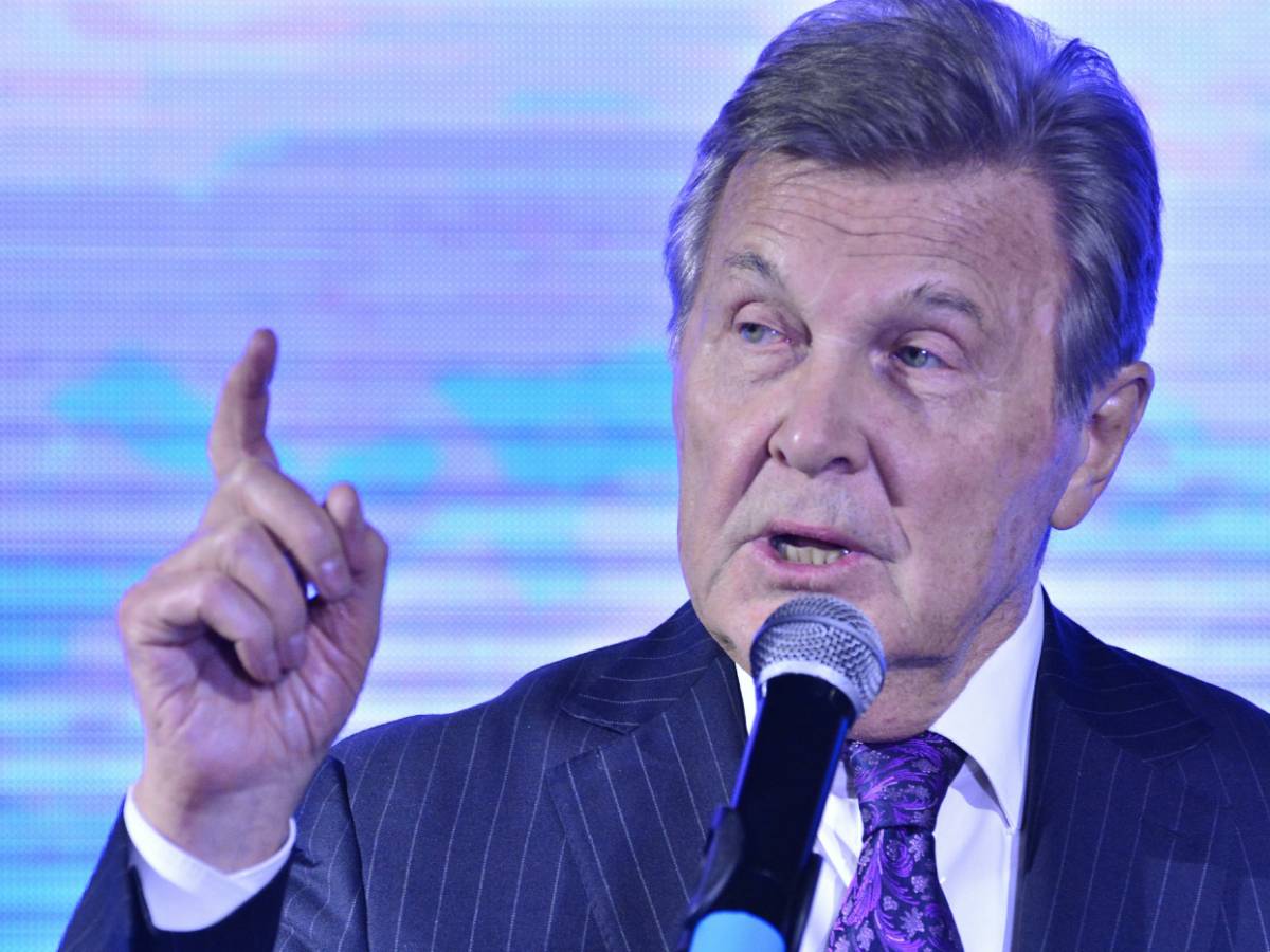 Лев Лещенко Лев Лещенко раскрыл рецепт долгого брака