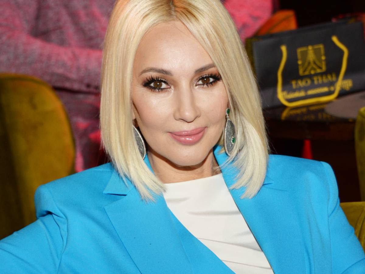 Лера Кудрявцева «Ему ничего не надо»: Кудрявцева прилюдно высмеяла мужа