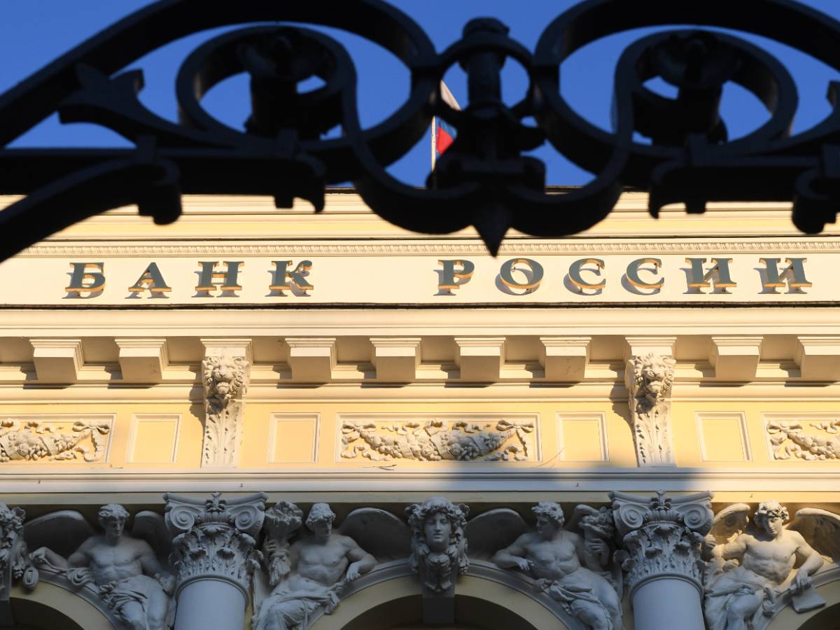 Мошенники часто представляются сотрудниками банка Новая мошенническая схема: россиян призвали к бдительности