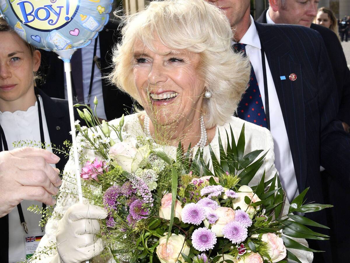 Королева Камилла Благодаря этой диете королева Камилла сияет даже в 75 лет