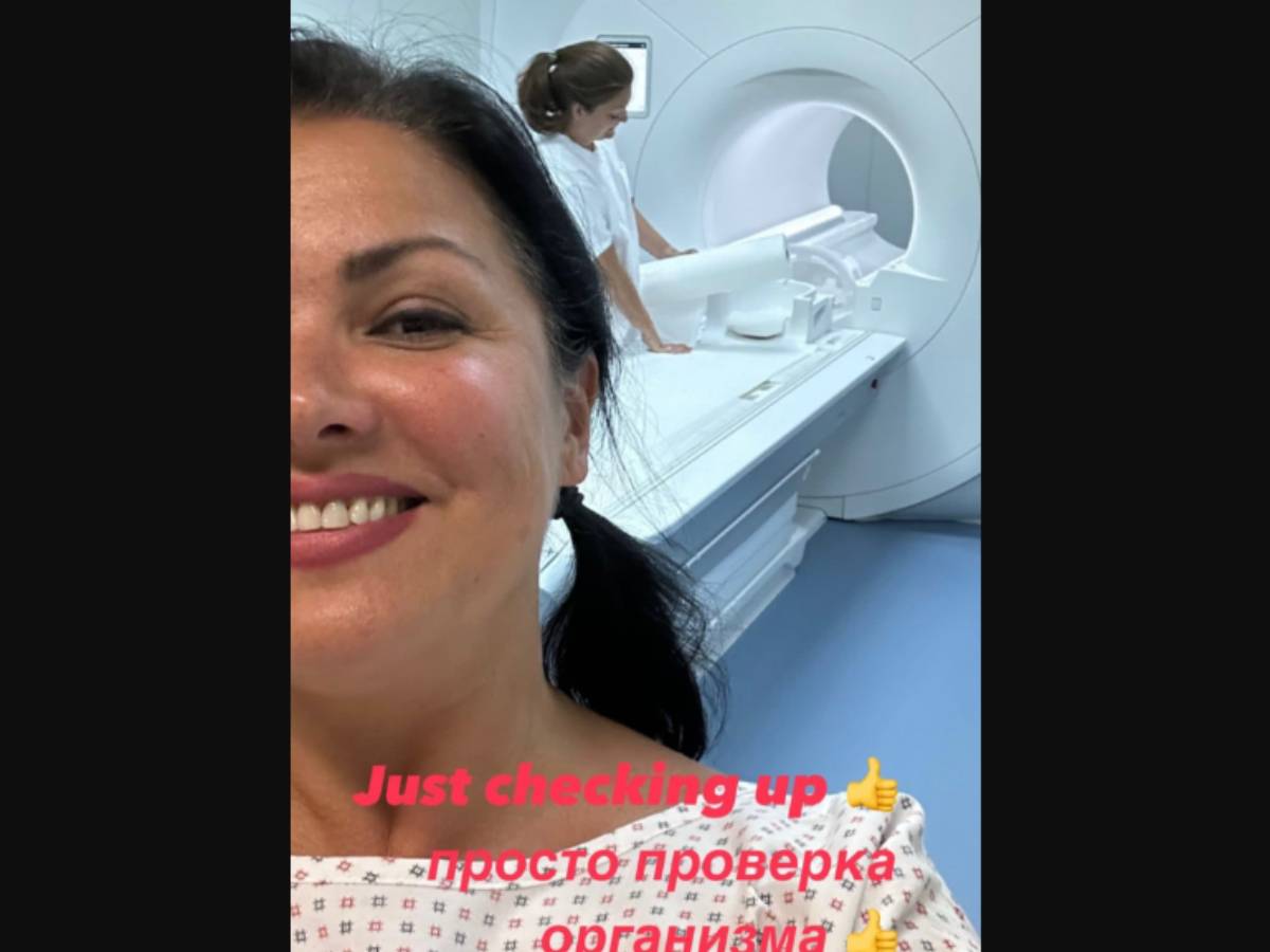 Проблемы с головой: изнуренная Нетребко вынуждена обратиться к медикам