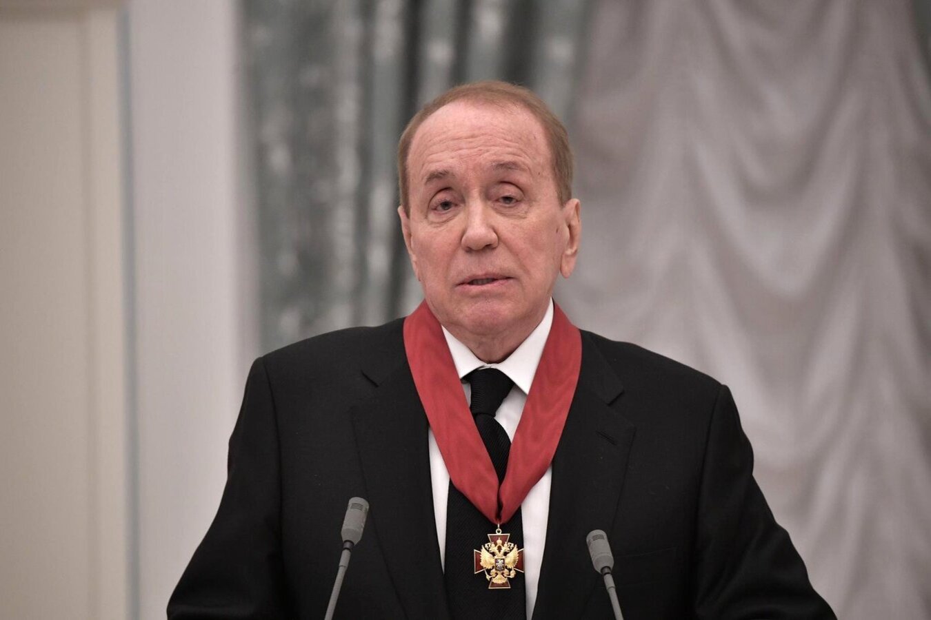 Александр Масляков Внучка Маслякова накачала губы: публика была в ужасе