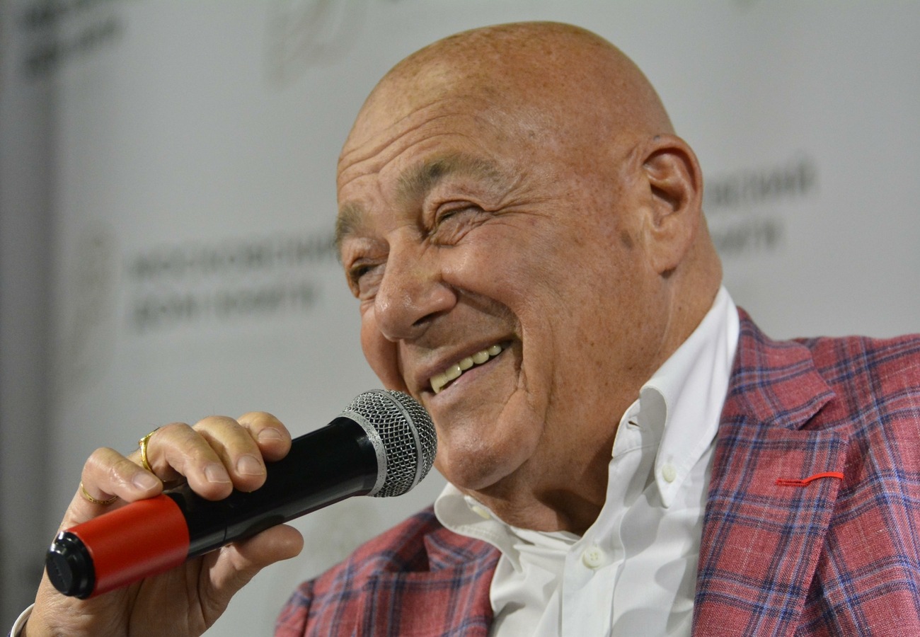 Владимир Познер "Побольше денег бедствующему Ваньке": Иван Ургант и Владимир Познер уехали в Дубай на заработки
