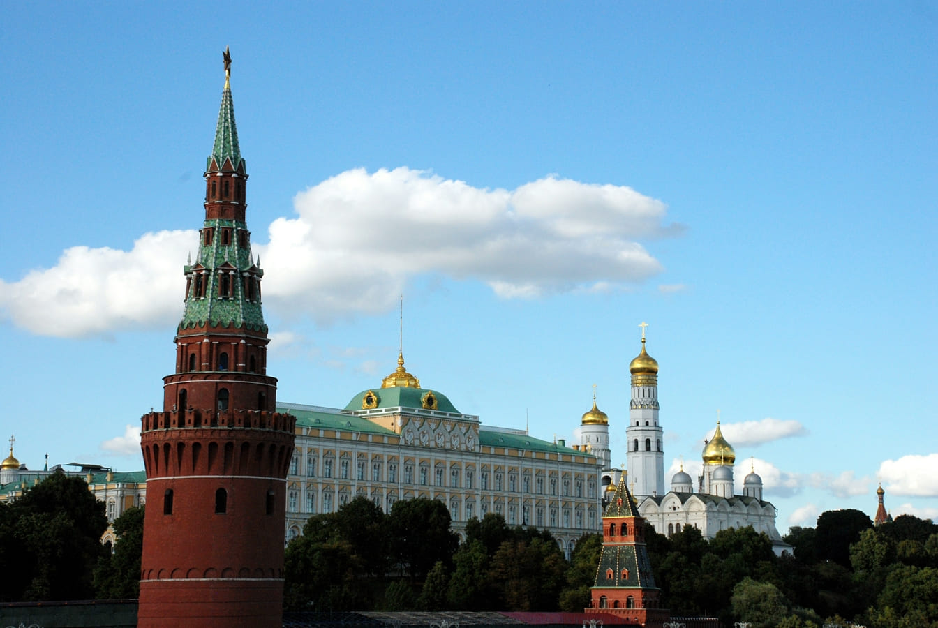 Кремль В правительстве заговорили о новых тарифах ЖКХ для некоторых регионов: кому придется платить больше